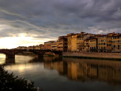 Ponte vecchio, Florence, Old bridge