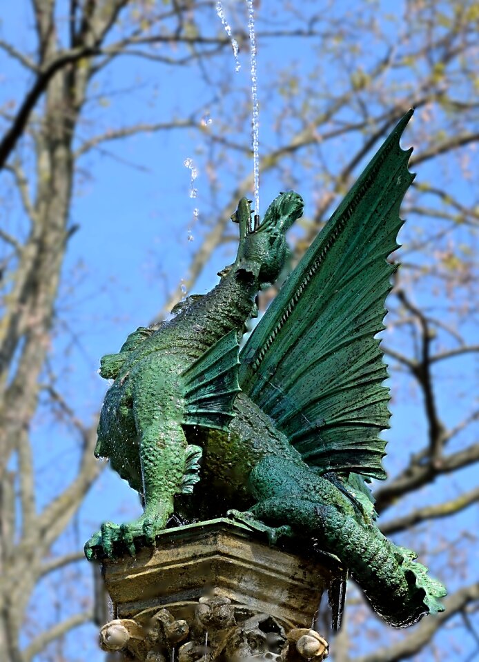 Braunschweig figure henry fountain