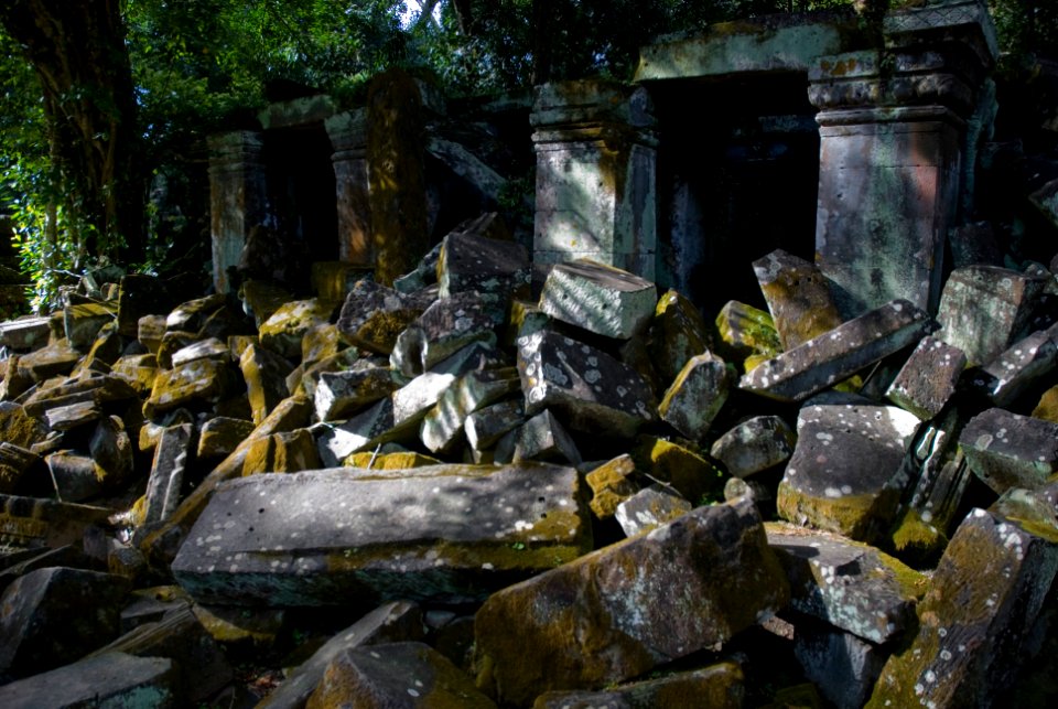 Angkor wat, Cambodia, Green
