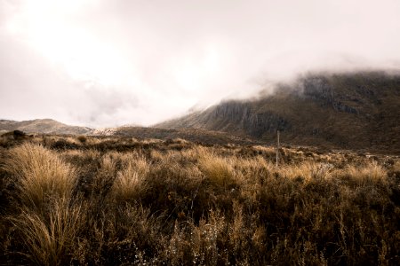 Tongariro alpine crossing, Tongariro national park, New zeal photo