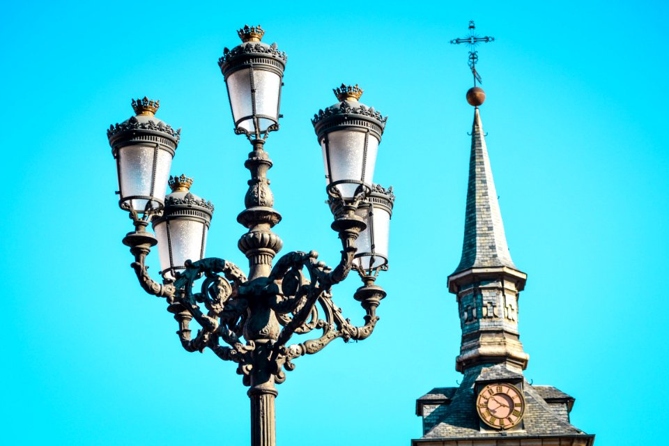 Lights, Architecture, Trip