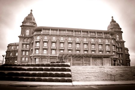 Hotel, Casino, White