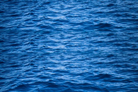 sea waves at daytime