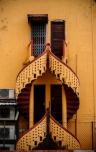 Singapore, Entry, Symmetry