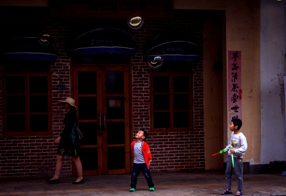 Haikou, China, Childhood