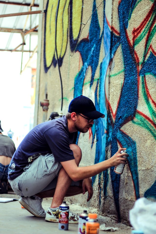 Man, Graffiti