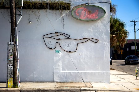 Rust, Miami, Wall art