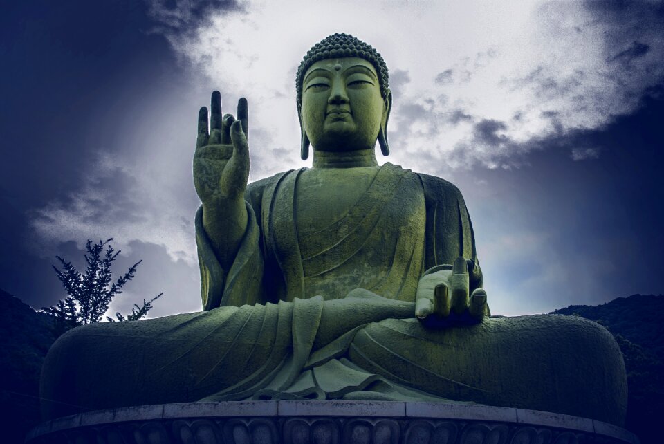 Chungnam bronze amitabha buddha