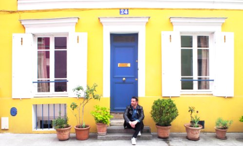 Paris, Rue cr mieux, France