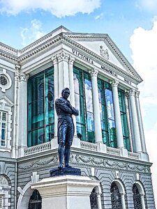 Sir stamford raffles victoria memorial hall british
