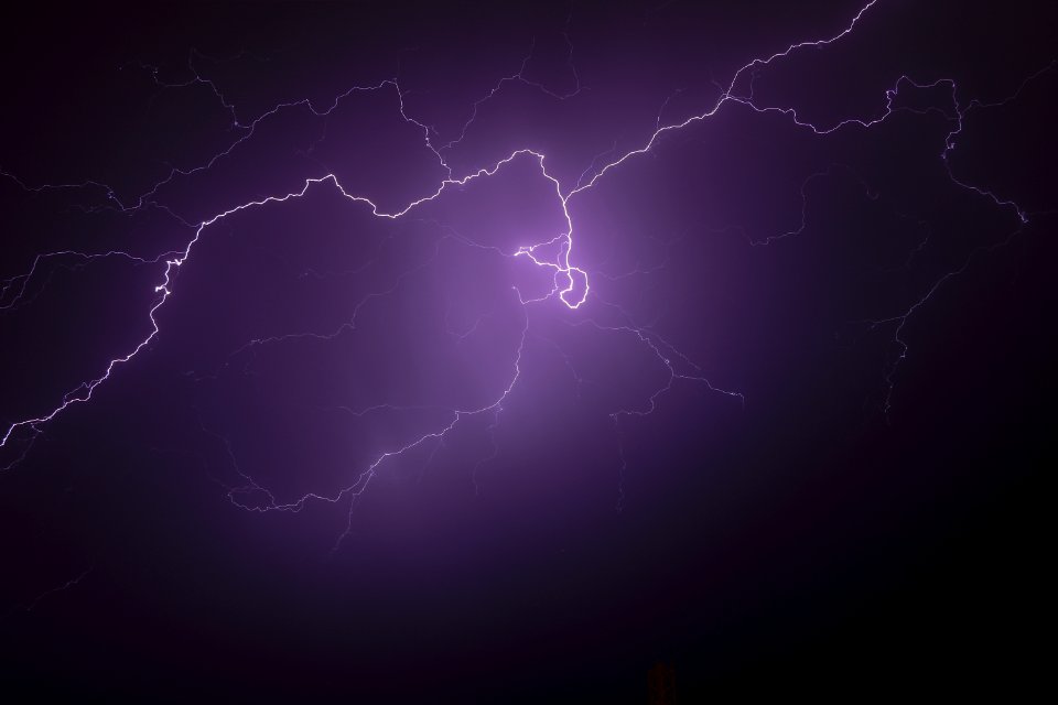 lightning during nighttime
