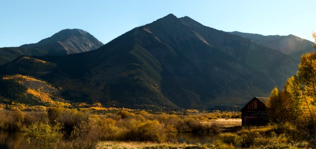 landscape photography of mountain photo