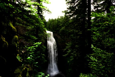 waterfalls during daytime photo