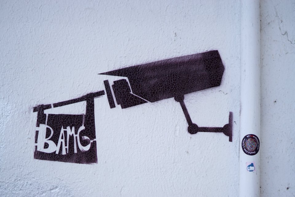 Privacy, Watching, White