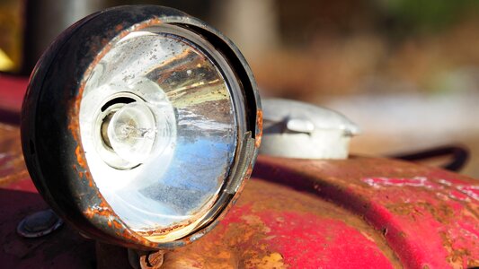 Lamp tractor rust photo