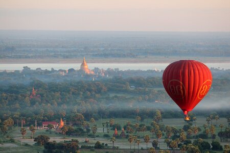 Hot air balloon myanmar pagoda
