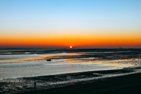 sea horizon during daytime photo