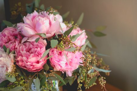 close-up photo of pink petaled flowers bouquet photo