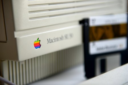 Macintosh machine photo
