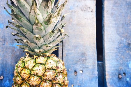 London, Canada, Pineapple