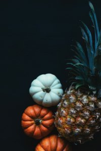 shallow focus photo of brown pineapple photo