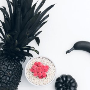 black pineapple photo