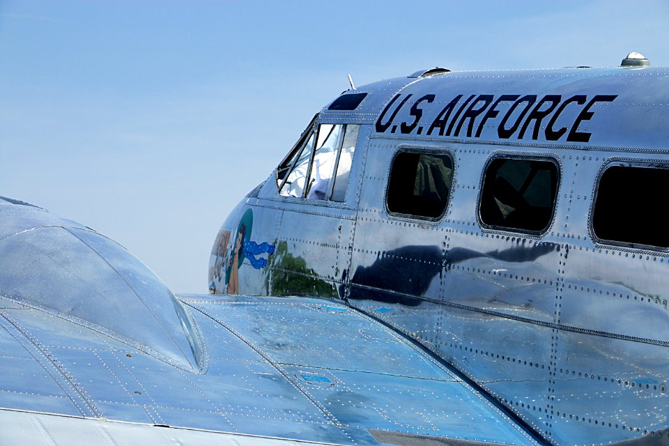 Twin beech, Beechcraft, Beechcraft model 18