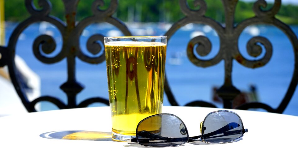 Alcohol lager yellow