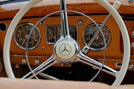 Benz daimler star