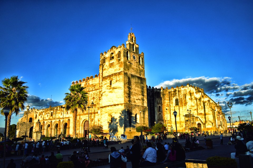 Yuriria, Mexico, Arquitectura colonial americana