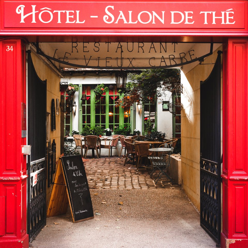 Rouen, France, Tables