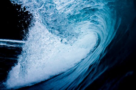 ocean tunnel wave photo