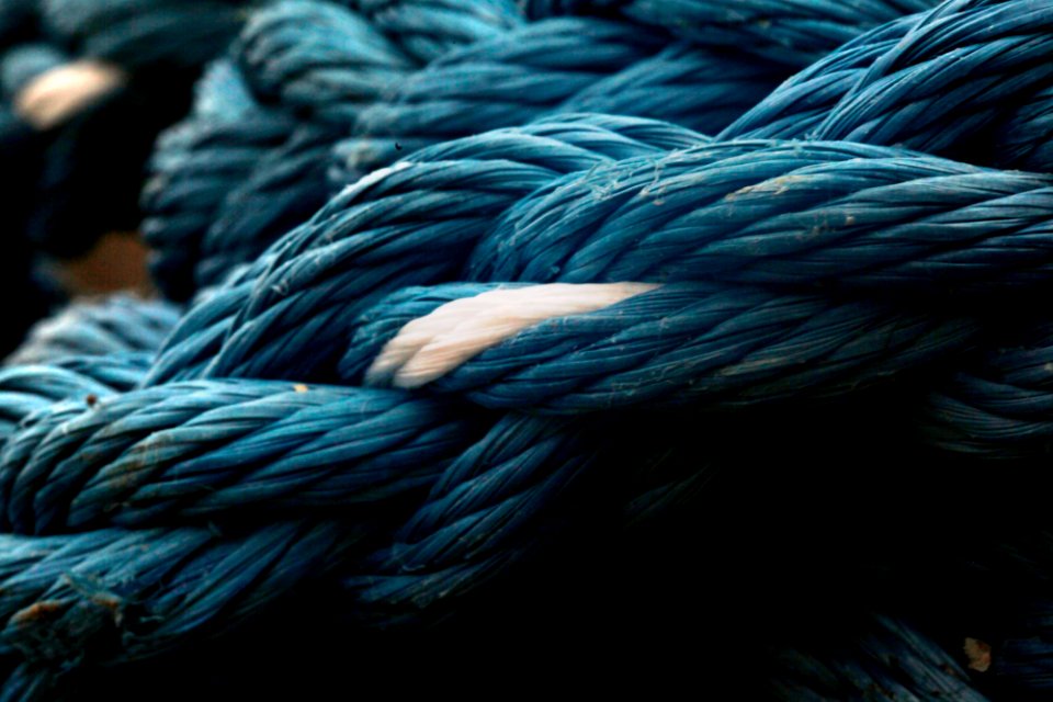 entangled blue and white ropes