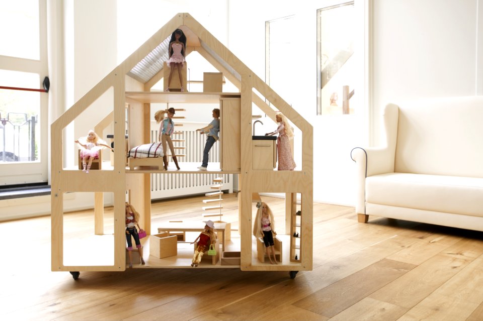 Liliane limpens, Poppenvilla, Amsterdam
