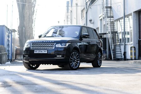 Range rover vehicle