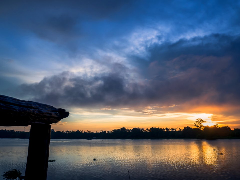 Makham, Thail, River