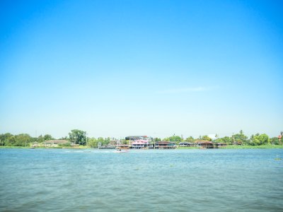 Waterfront, Sunshine, Movement