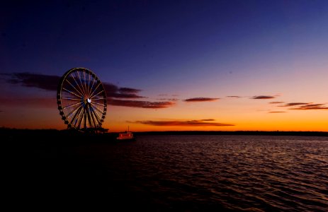 ferris wheel during sunset