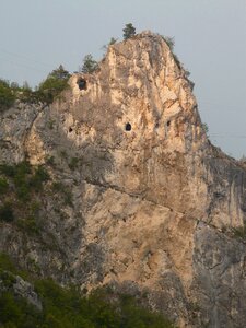 Rock crash rock edge perpendicular