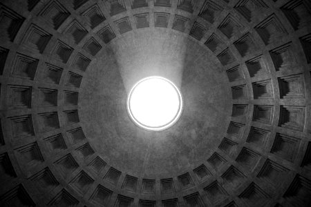 Pantheon, Roma, Italy photo