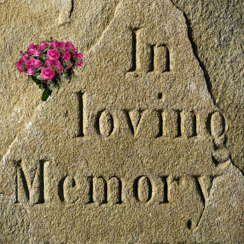Memorial tribute grave site