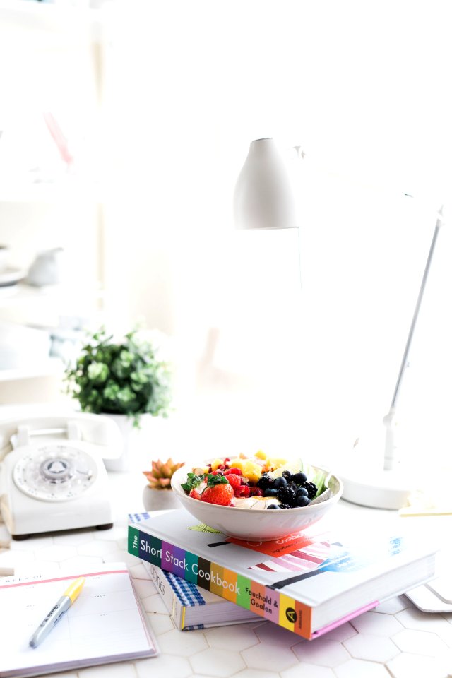 flat lay photography of cereals on bowl