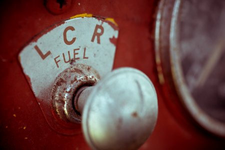 gray LCR fuel knob