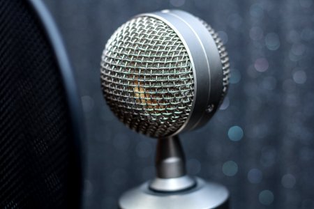 Microphone