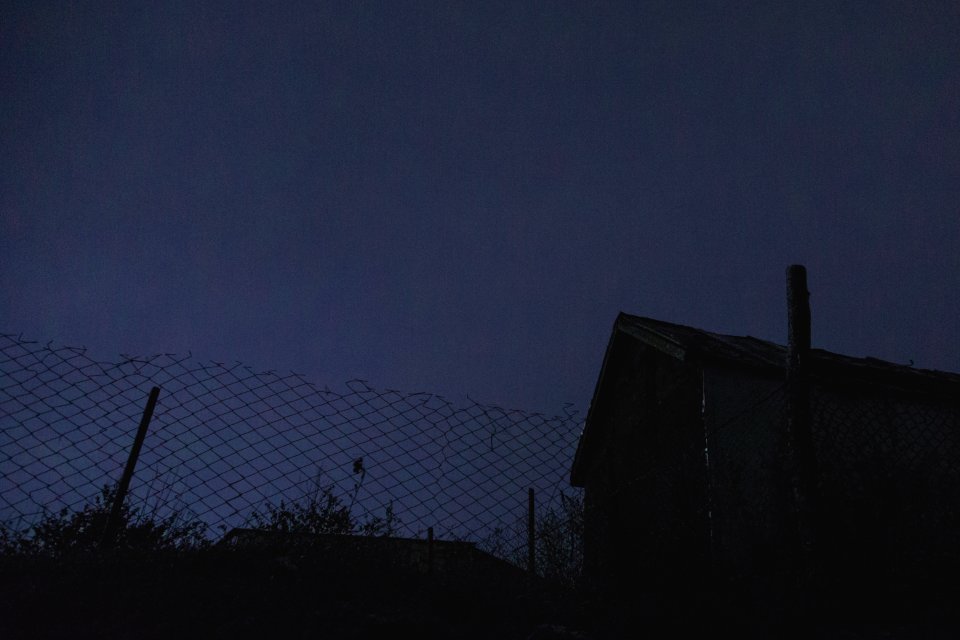 Ruins, Mesh fence, Purple