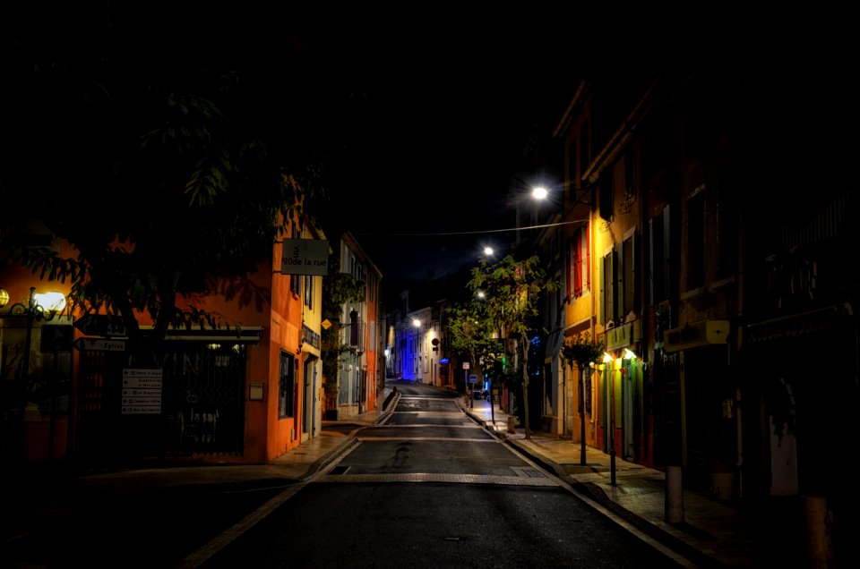 Italy, Summer, Streetlight