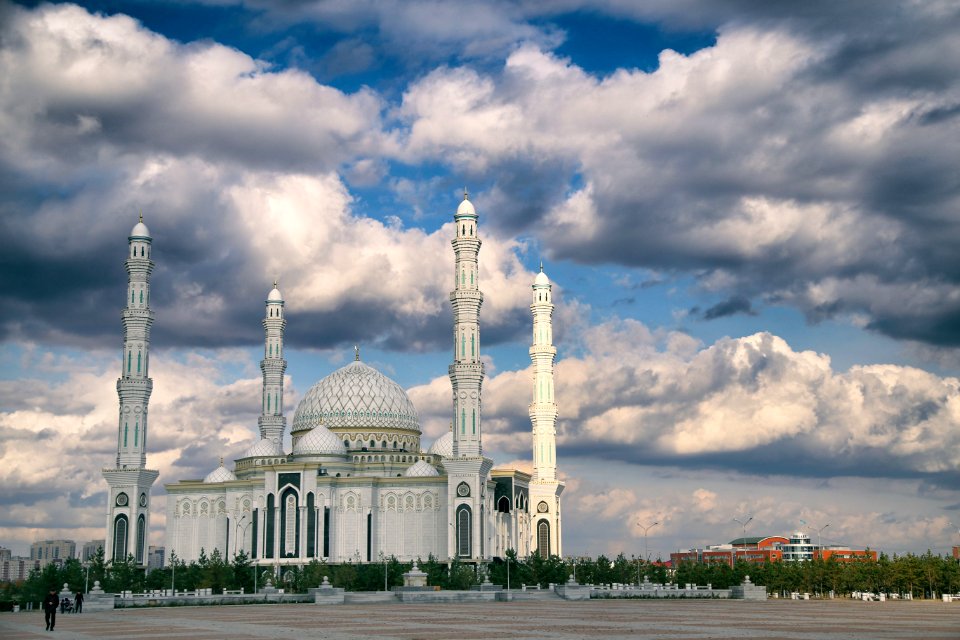 Astana, Kazakhstan, Building