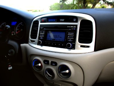 Radio, Car