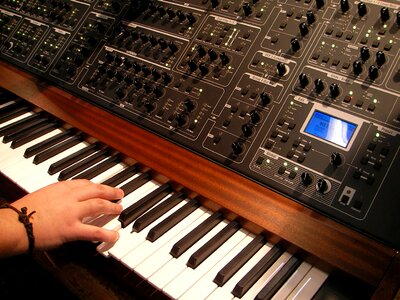 Keyboard instrument keyboard buttons