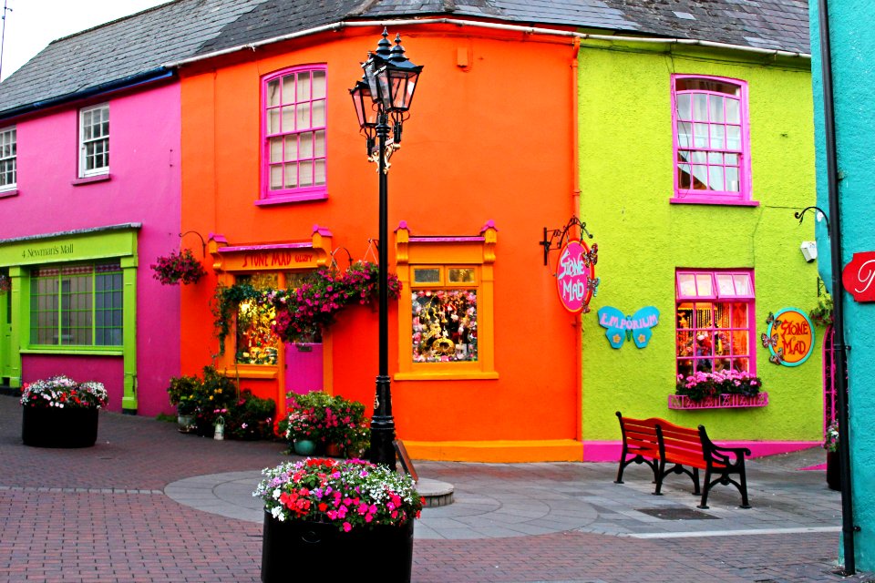 Kinsale, Irel, Colors